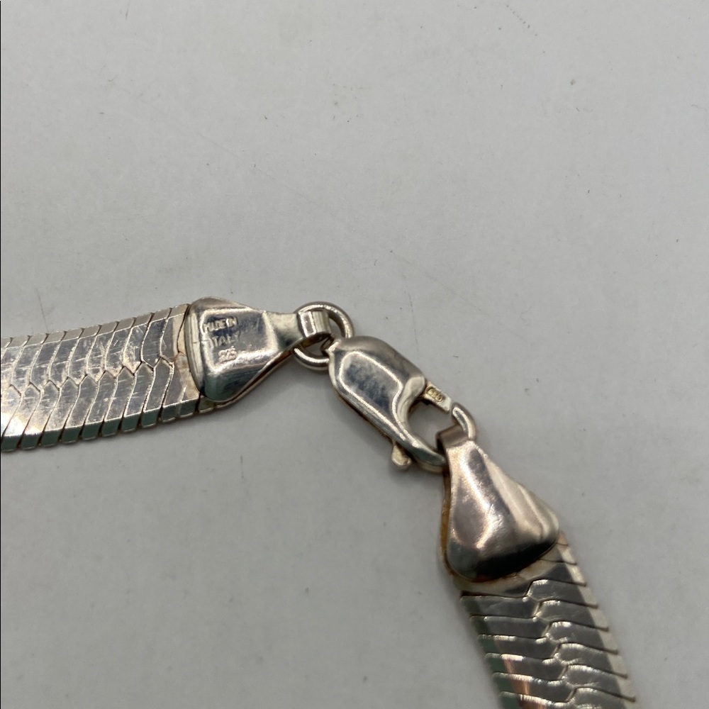 Vintage Sterling Silver 925 Herringbone Necklace Made in Italy 20”L - Picture 5 of 7